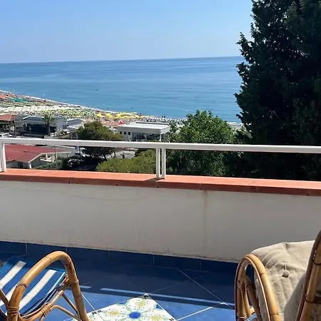 Fronte Mare A 100 Mt Dal Mare Apartament Scalea