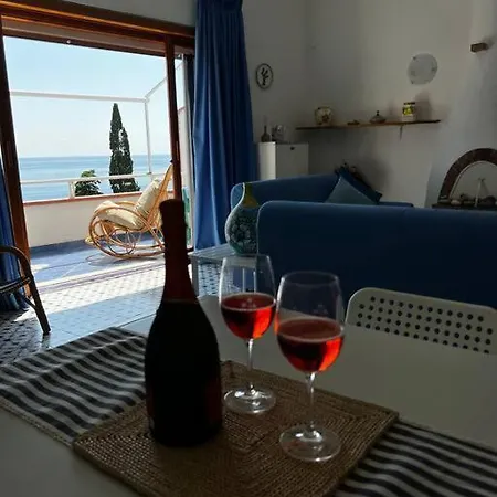 Apartament Fronte Mare A 100 Mt Dal Mare *