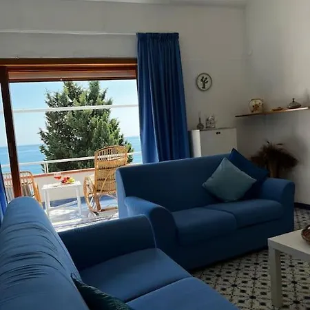 Apartament Fronte Mare A 100 Mt Dal Mare *