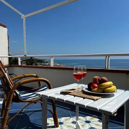 Apartament Fronte Mare A 100 Mt Dal Mare