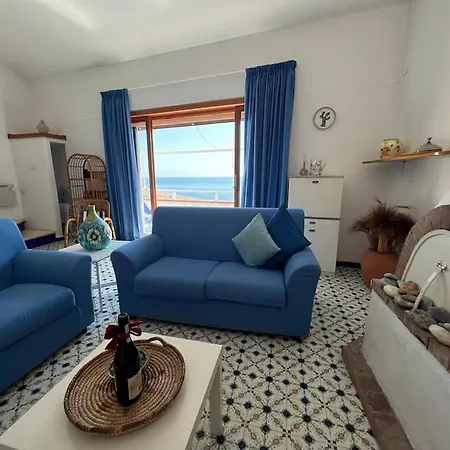 Apartament Fronte Mare A 100 Mt Dal Mare *