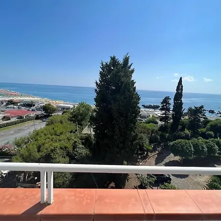 Fronte Mare A 100 Mt Dal Mare Apartament